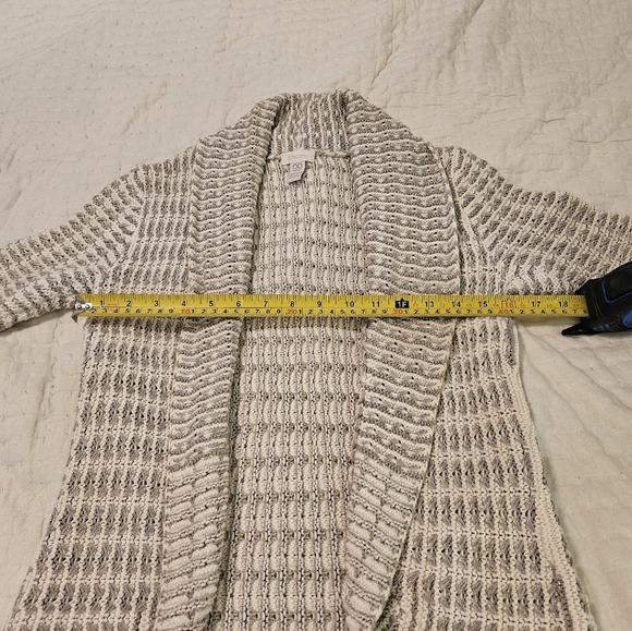 Chicos shawl collar cardigan sweater, size 00, Chicos size chart 0/2-XS - Picture 7 of 8